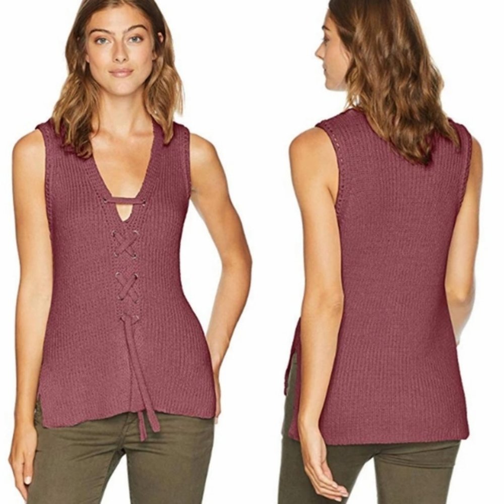 Cupcakes & Cashmere • Kristy Knit Top